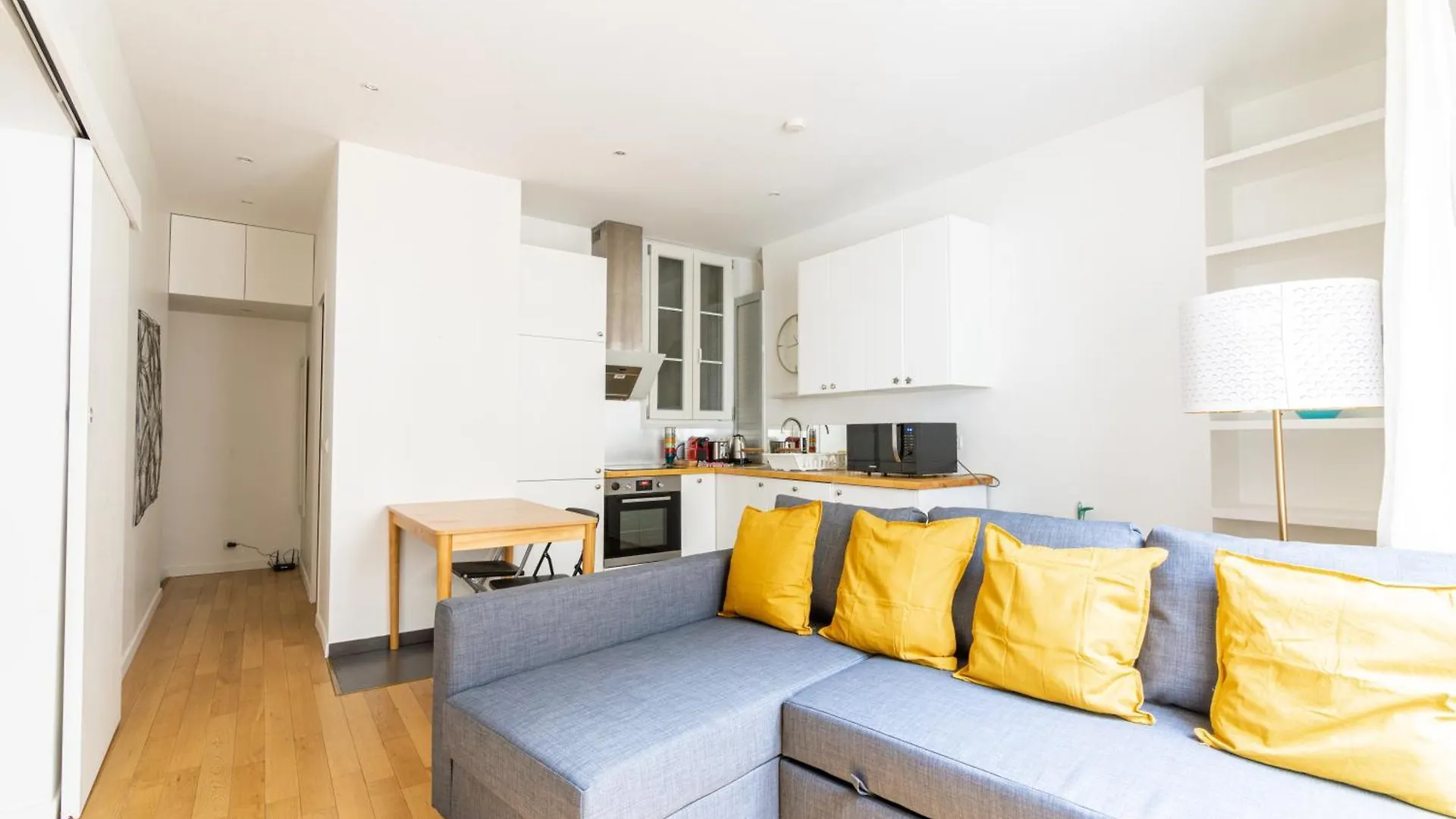 Luxurious 1 Bedroom Republique Vinaigriers Free Netflix