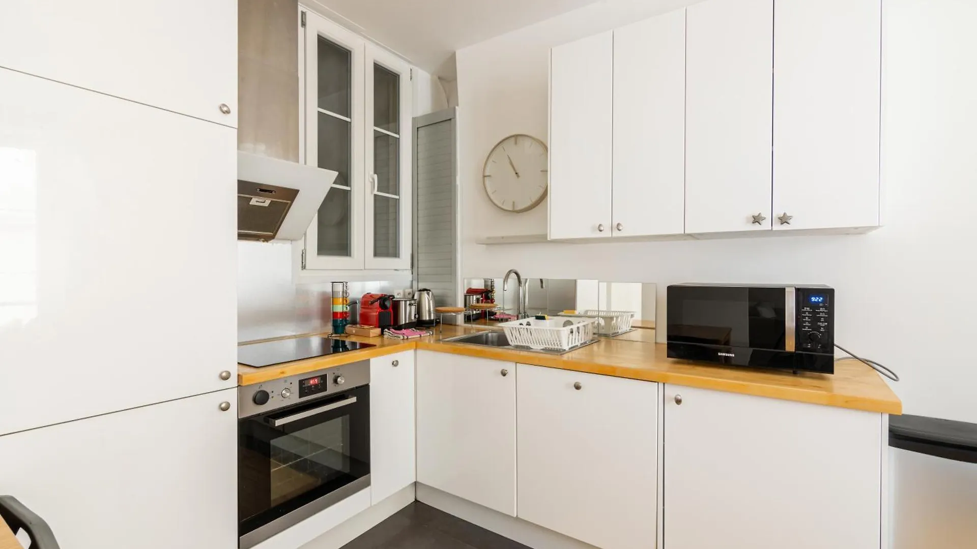 Luxurious 1 Bedroom Republique Vinaigriers Free Netflix Apartment Paris